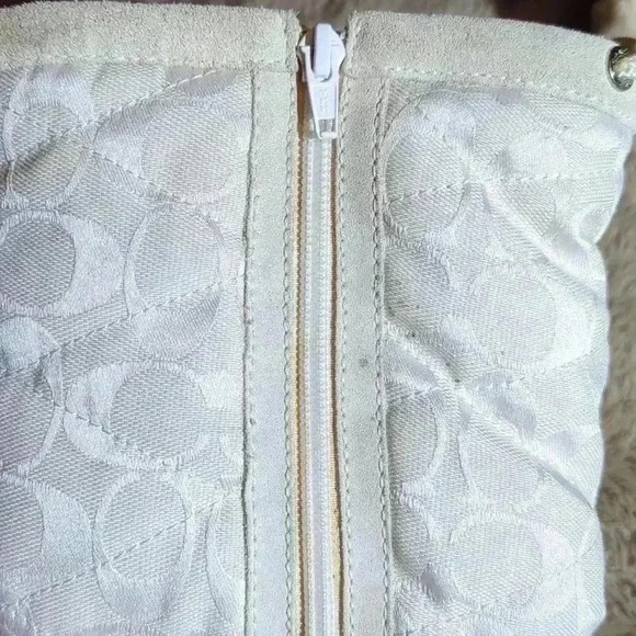 Coach Women's White Boots, size 7.5 - Picture 3 of 11